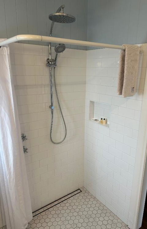 B & B On The Water - eTourism Australia 1