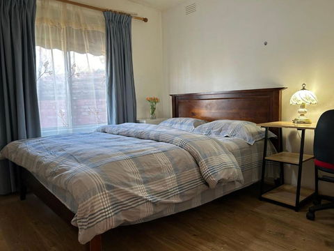 B Convenient And Livable Place For Daily Life - eTourism Australia 0