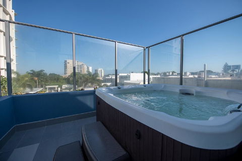 Centrepoint Apartments Caloundra - eTourism Australia 3