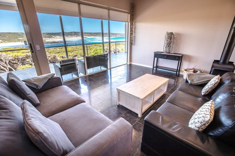 Hanson Bay Cabins - eTourism Australia 7