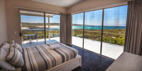 Hanson Bay Cabins - eTourism Australia 9