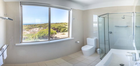 Hanson Bay Cabins - eTourism Australia 8