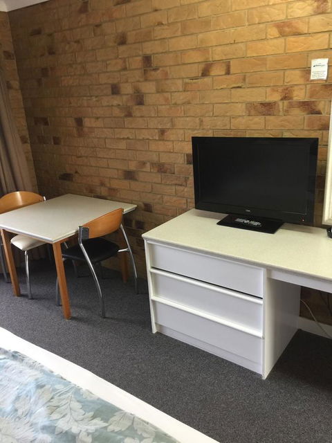 Bribie Waterways Motel - eTourism Australia 36