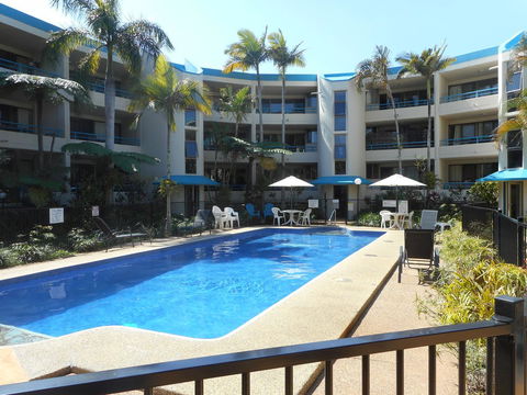 Placid Waters Holiday Apartments - eTourism Australia 3