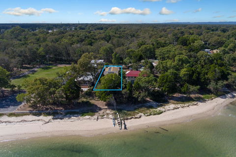 Bribie Beach House - eTourism Australia 15