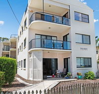 Quiet location across from waterfront - South Esp Bongaree - eTourism Australia