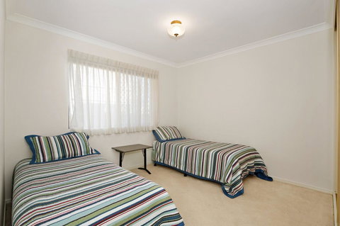 Walk To Surf Beach - Ground Floor Apartment - Bribie Horizons Boyd St, Woorim - eTourism Australia 18