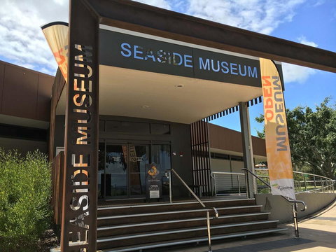 Pet Friendly Cottage In The Heart Of Bribie - Wirraway St, Bongaree - eTourism Australia 5