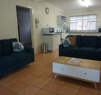 11 Bomburra Court - Rainbow Beach Comfortable Beach House Plenty of boat parking - eTourism Australia