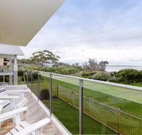 2 'The Helm' 22 Voyager Cl - Stunning waterfront unit with Air Conditioning - eTourism Australia