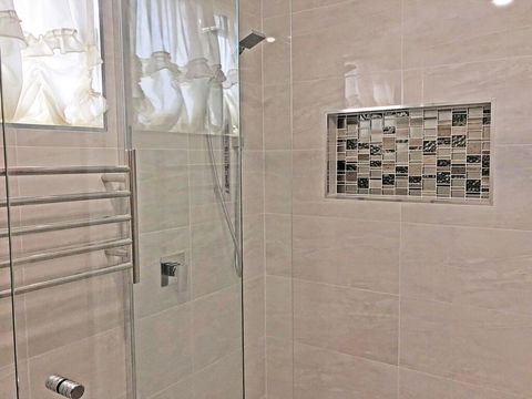 3 Tomaree Street - Cute 4 Bedroom House With Aircon In The Heart Of Town - eTourism Australia 1