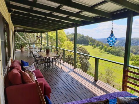 305 Montville - eTourism Australia 0