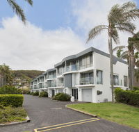 9 Cirrus  Fingal Bay - eTourism Australia