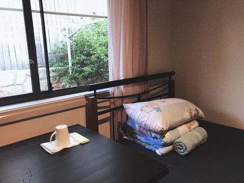 A Clean Private Room, Bruce - eTourism Australia 0