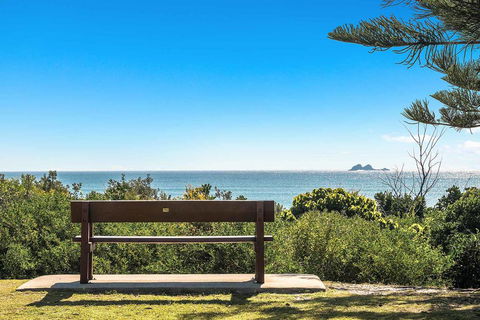 A PERFECT STAY - Apartment 2 Surfside - eTourism Australia 1