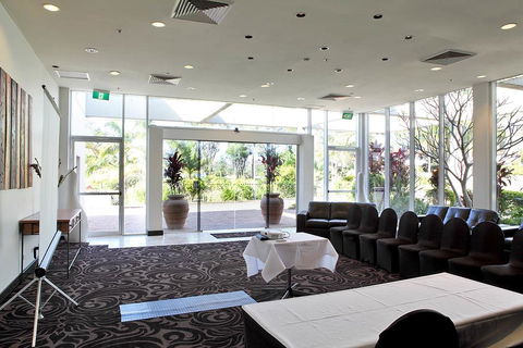 Absolute Beachfront Opal Cove Resort - eTourism Australia 2