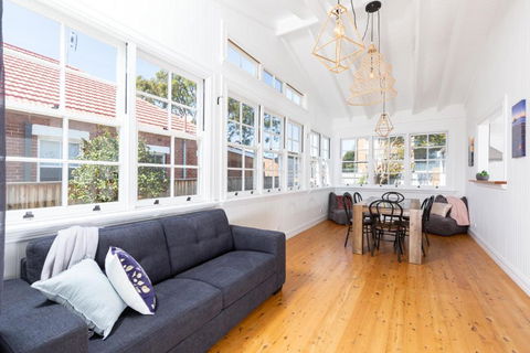 Ellemjays - eTourism Australia 1