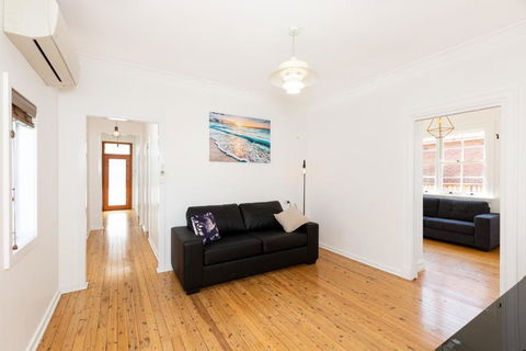 Ellemjays - eTourism Australia 4