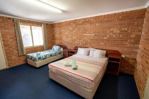 Gascoyne Hotel - eTourism Australia 4