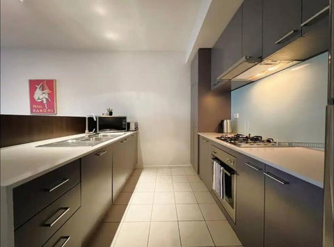 GW24-1 BATH 2 BR At The Glen With FREE Parking And Balcony - eTourism Australia 4