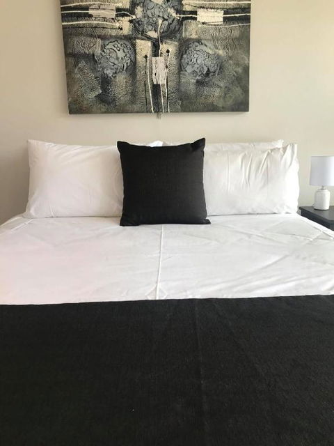 Guiding Star Motel & Hotel - eTourism Australia 2