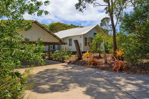 Ibis 15 - eTourism Australia 1