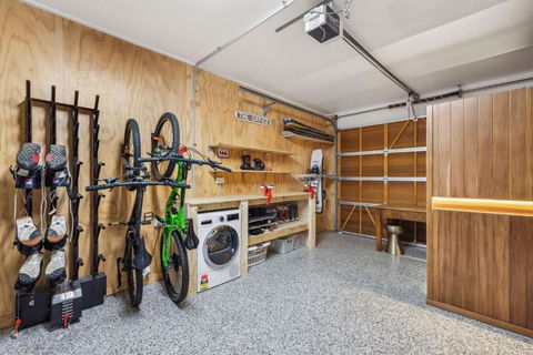 Ice 3 - eTourism Australia 3