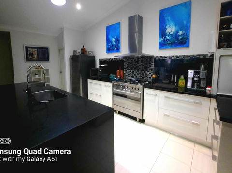 ISLAND ROOM On Magnetic Island - eTourism Australia 2