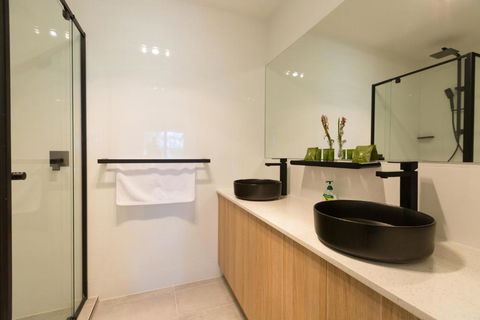 Mattner House Family Vacation Resort - eTourism Australia 2