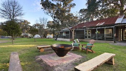 Mingling Waters - eTourism Australia 2