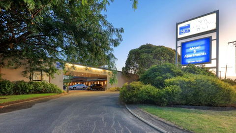 New Crossing Place Motel - eTourism Australia 0