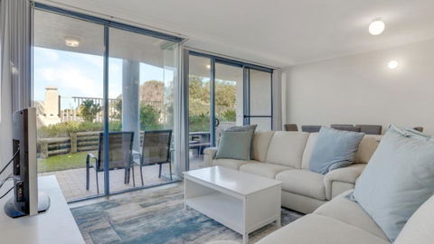 Nautilus On The Beach - eTourism Australia 0