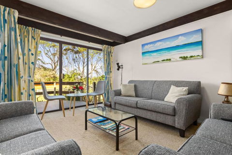 Nelson Beach Cottage By Experience Jervis Bay - eTourism Australia 3