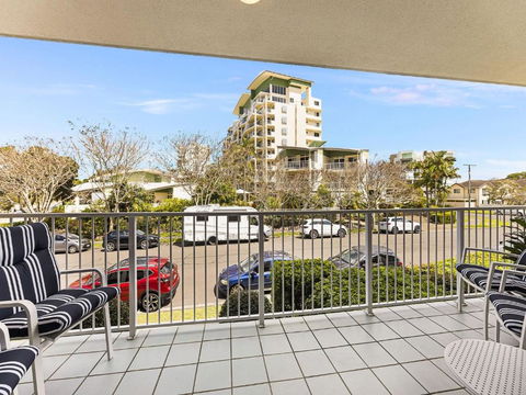 Nelson Point Unit 2 Golden Beach QLD - eTourism Australia 1