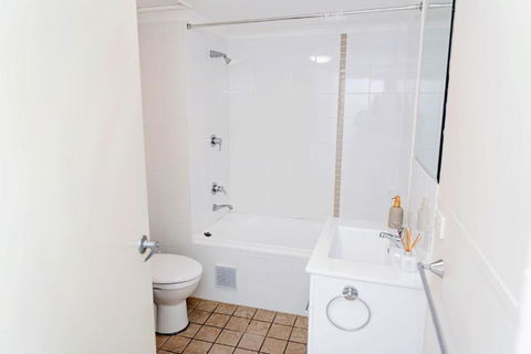 Nesuto Apartments - Unit 516 - eTourism Australia 2