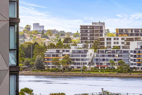 New 2B Family Gateway WWP - eTourism Australia 2