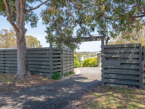 Newlands Waterfront - eTourism Australia 3