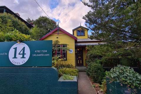No14 - Unique Blue Mountains Home Away From Home - eTourism Australia 0