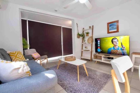 North Burleigh Miami Ocean Escape - eTourism Australia 2