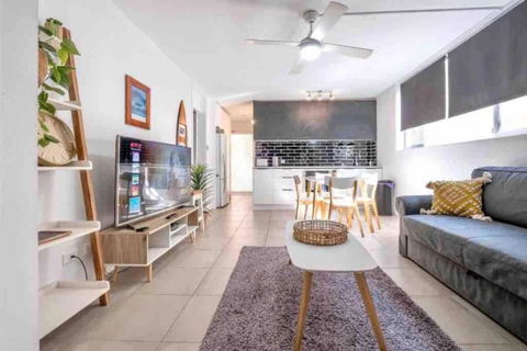 North Burleigh Miami Ocean Escape - eTourism Australia 0