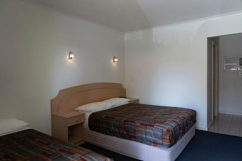 Nunawading Motor Inn - eTourism Australia 2