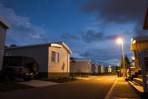 NRMA Stockton Beach Holiday Park - eTourism Australia 0