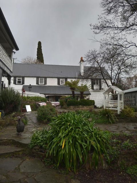 Old Colony Inn - eTourism Australia 0