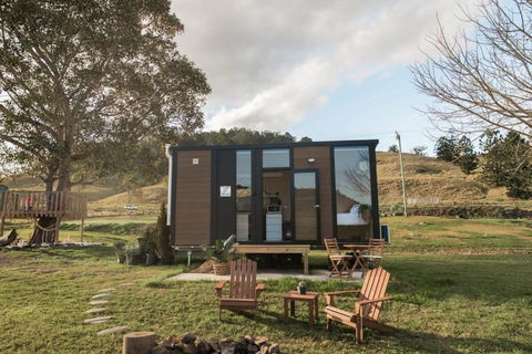 On The Rocks By Tiny Away - eTourism Australia 3