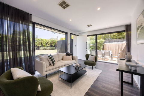 Parklands Perfection - eTourism Australia 0