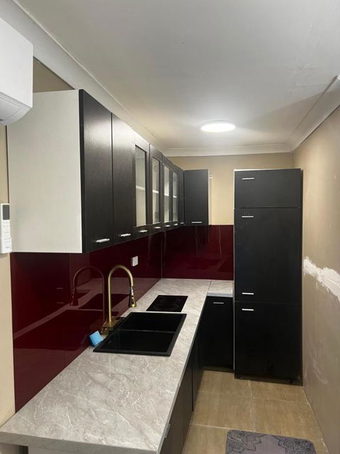 Palm Hamilton Backpacker - eTourism Australia 0