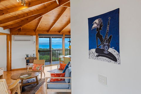 Peace & Plenty - eTourism Australia 2