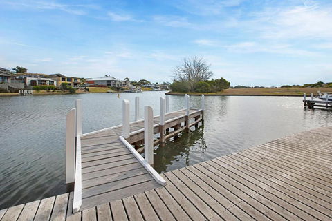 Pier 37 - eTourism Australia 3