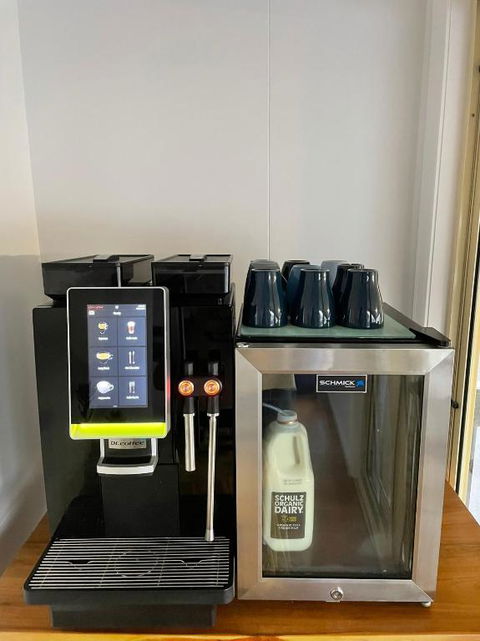 Portside Motel - eTourism Australia 1