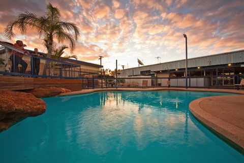 Potshot Hotel Resort - eTourism Australia 0
